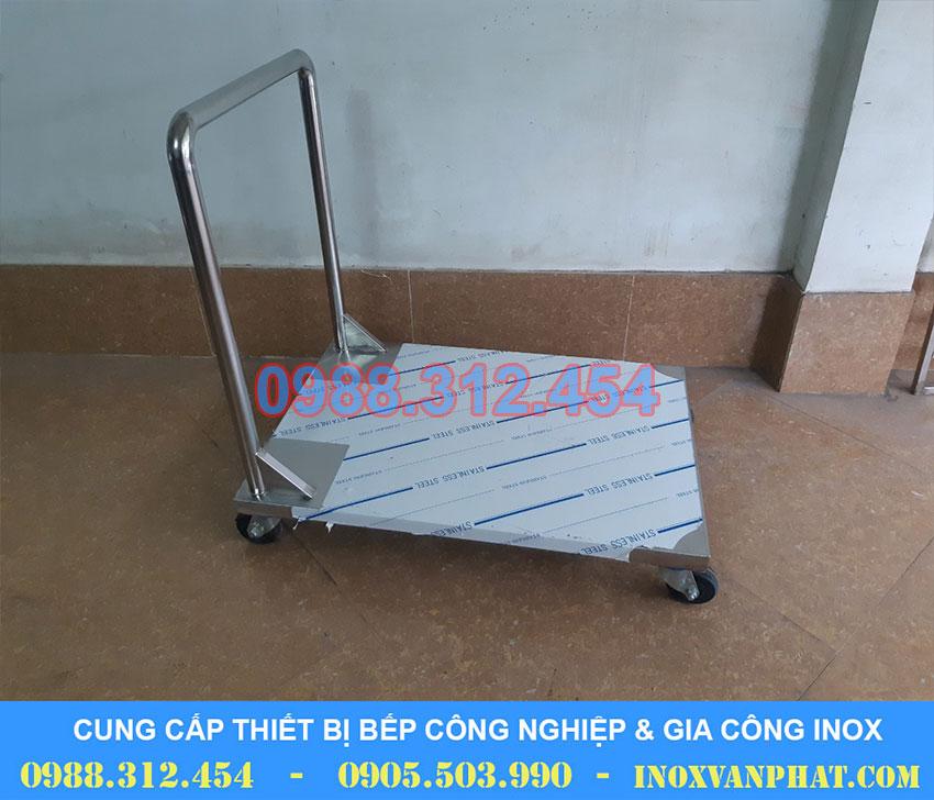 Xe đẩy inox công nghiệp